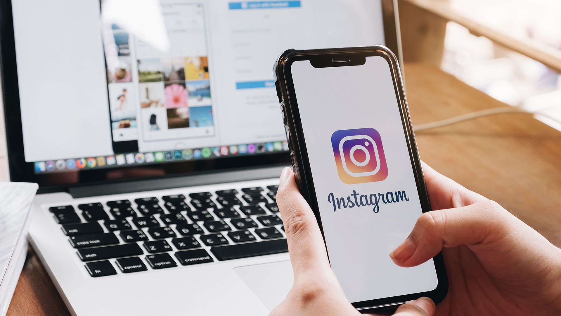 Instagram sekarang bukan hanya sekadar media umum untuk terhubung dengan sobat maupun keluar √ Ini Dia, 3 Tips Jitu Agar Jualan Laris Manis di Instagram